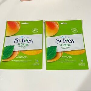 St. Ives Glowing Apricot Sheet Mask set of Two